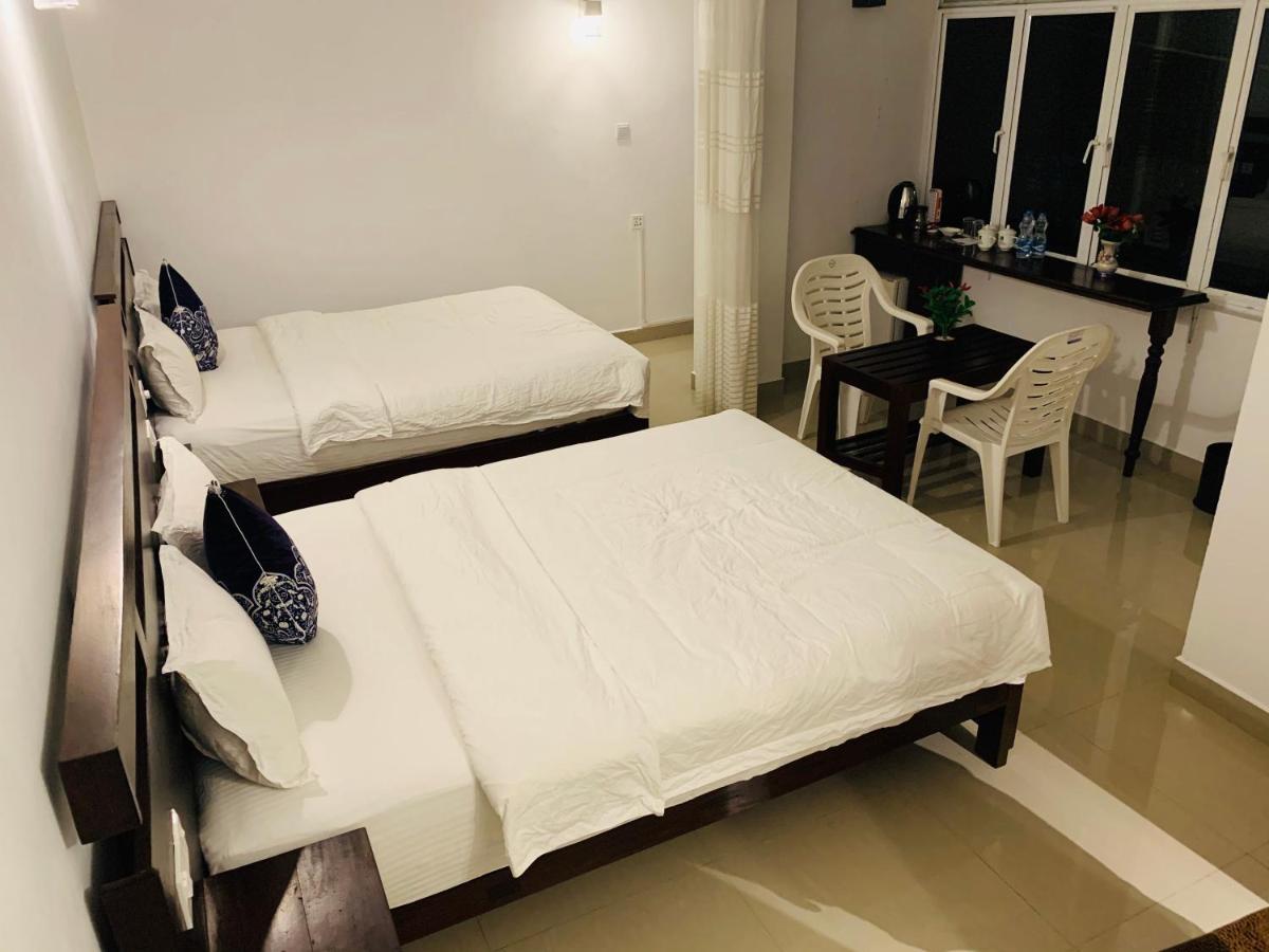 Lavenro Hotel & Resort Денияя Екстериор снимка